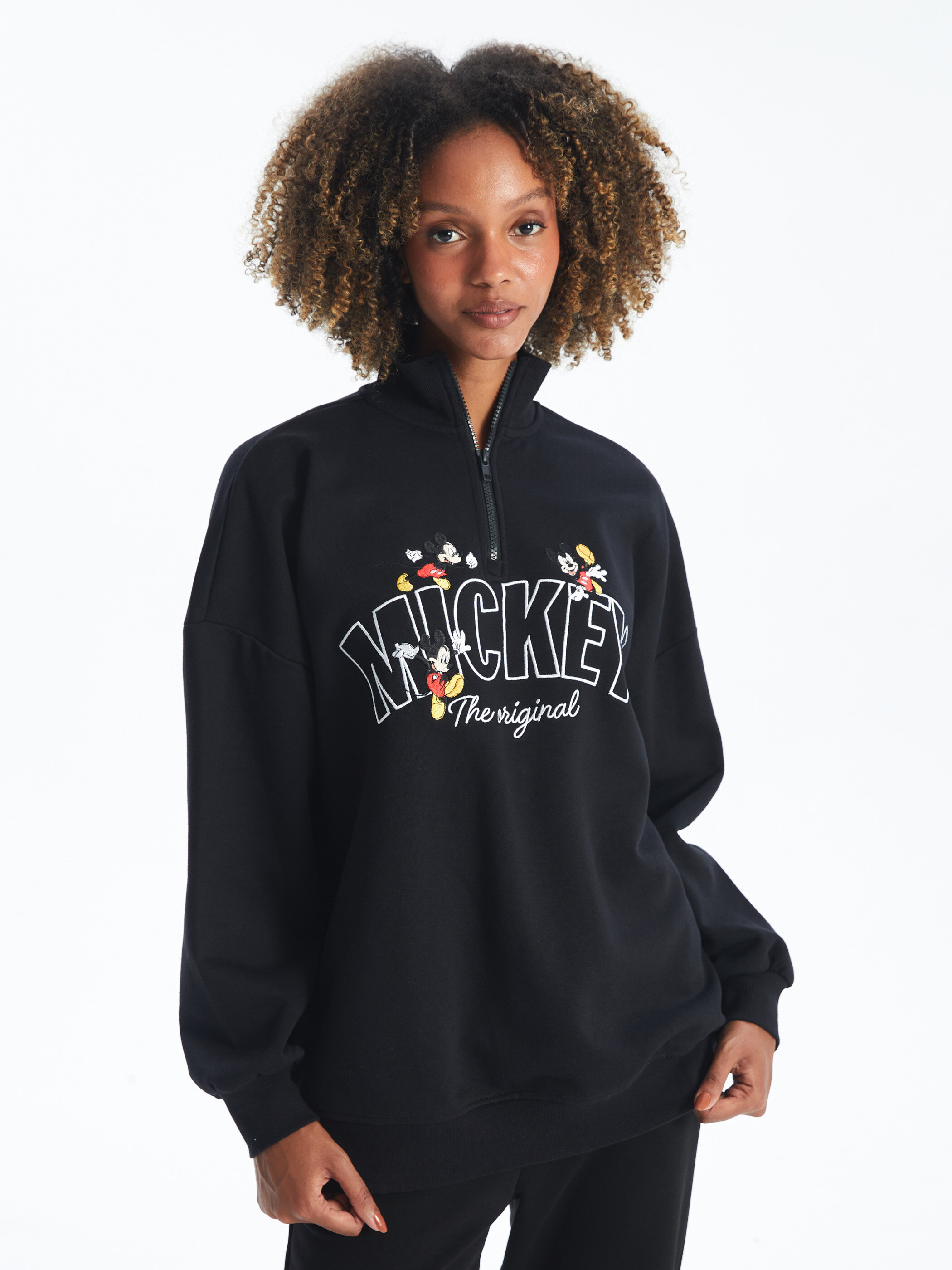 Trikotaj sweatshirt lisenziyalı — qara