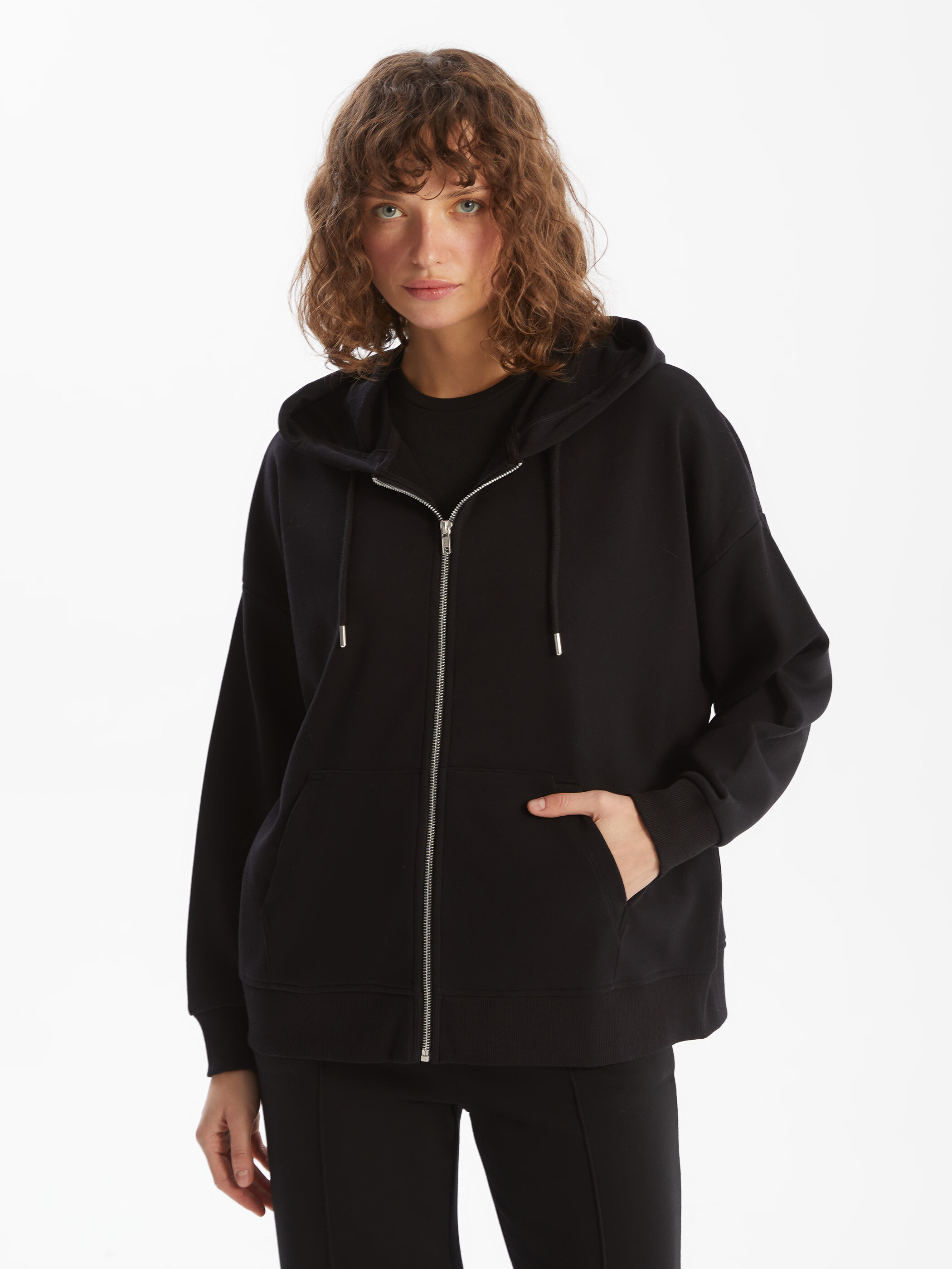 Trikotaj hirka — qara