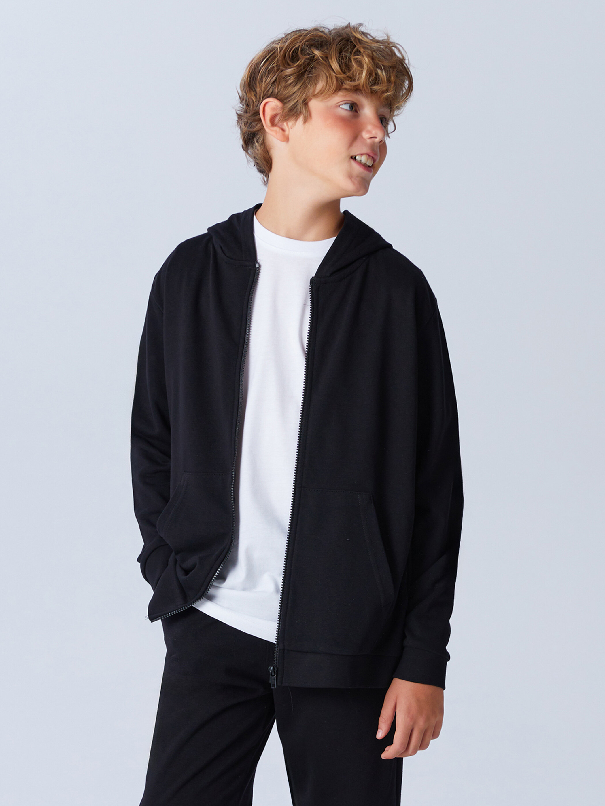 Trikotaj hirka — qara