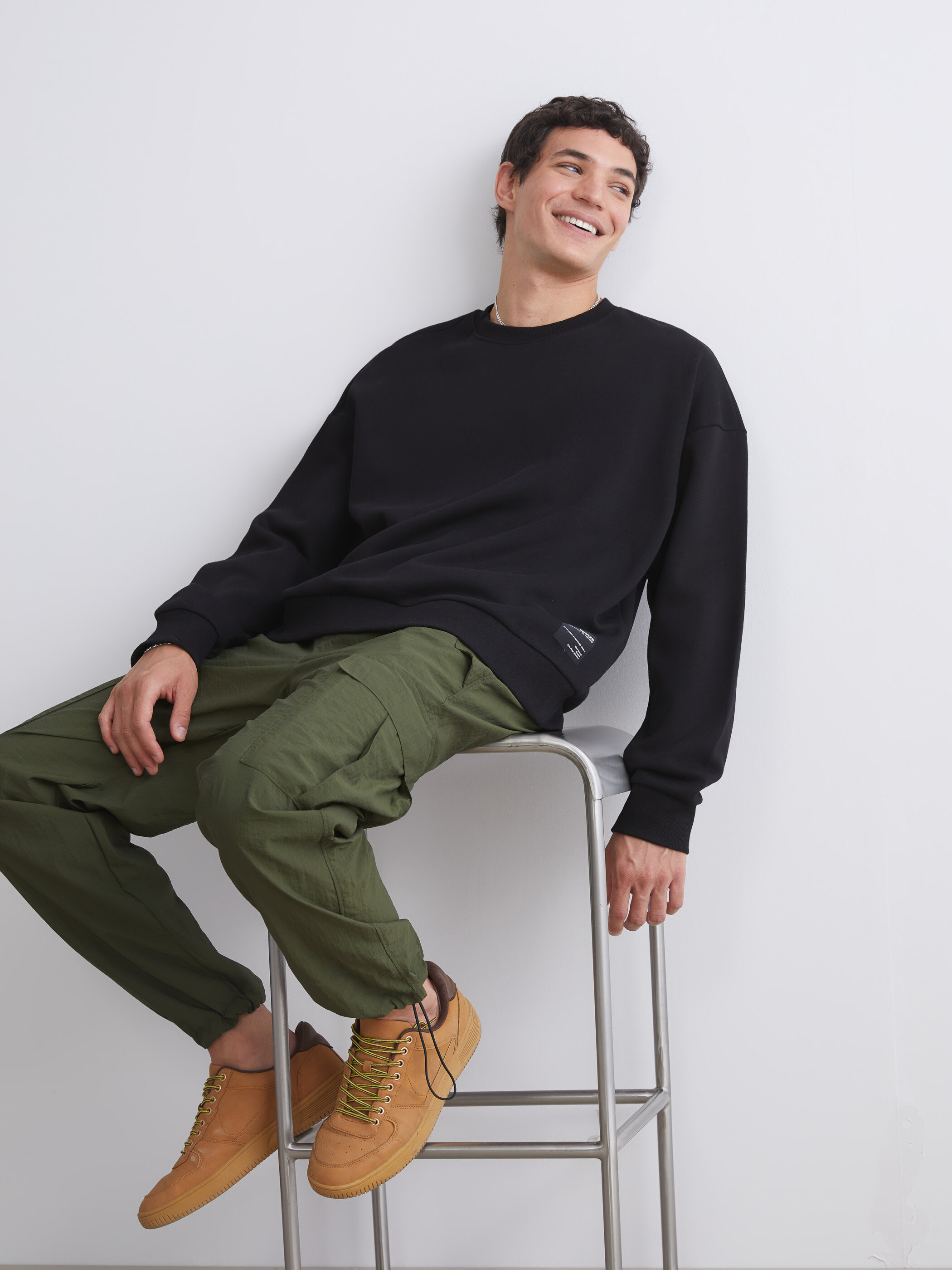 Trikotaj sweatshirt — qara