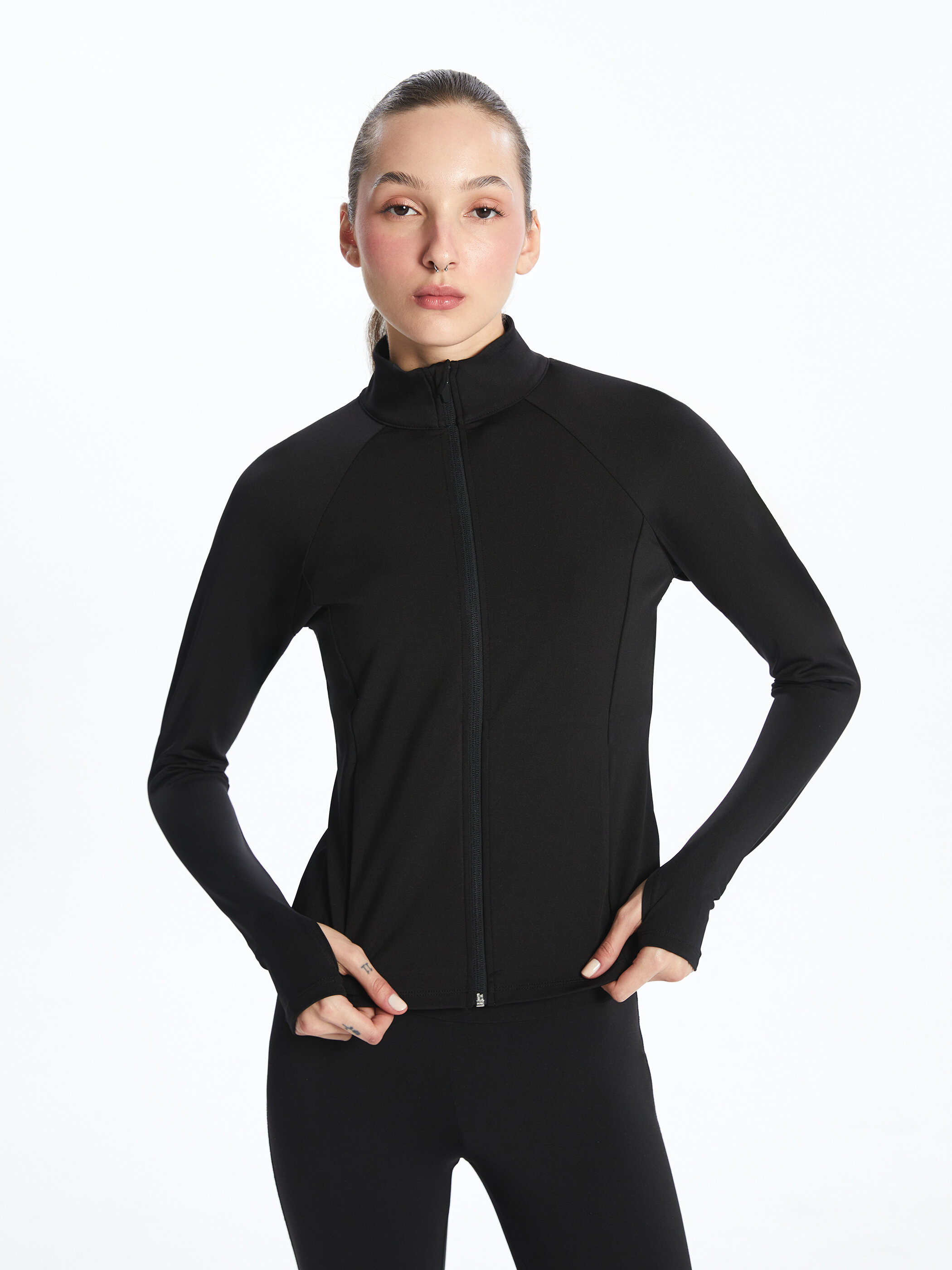 Trikotaj hirka aktif — qara