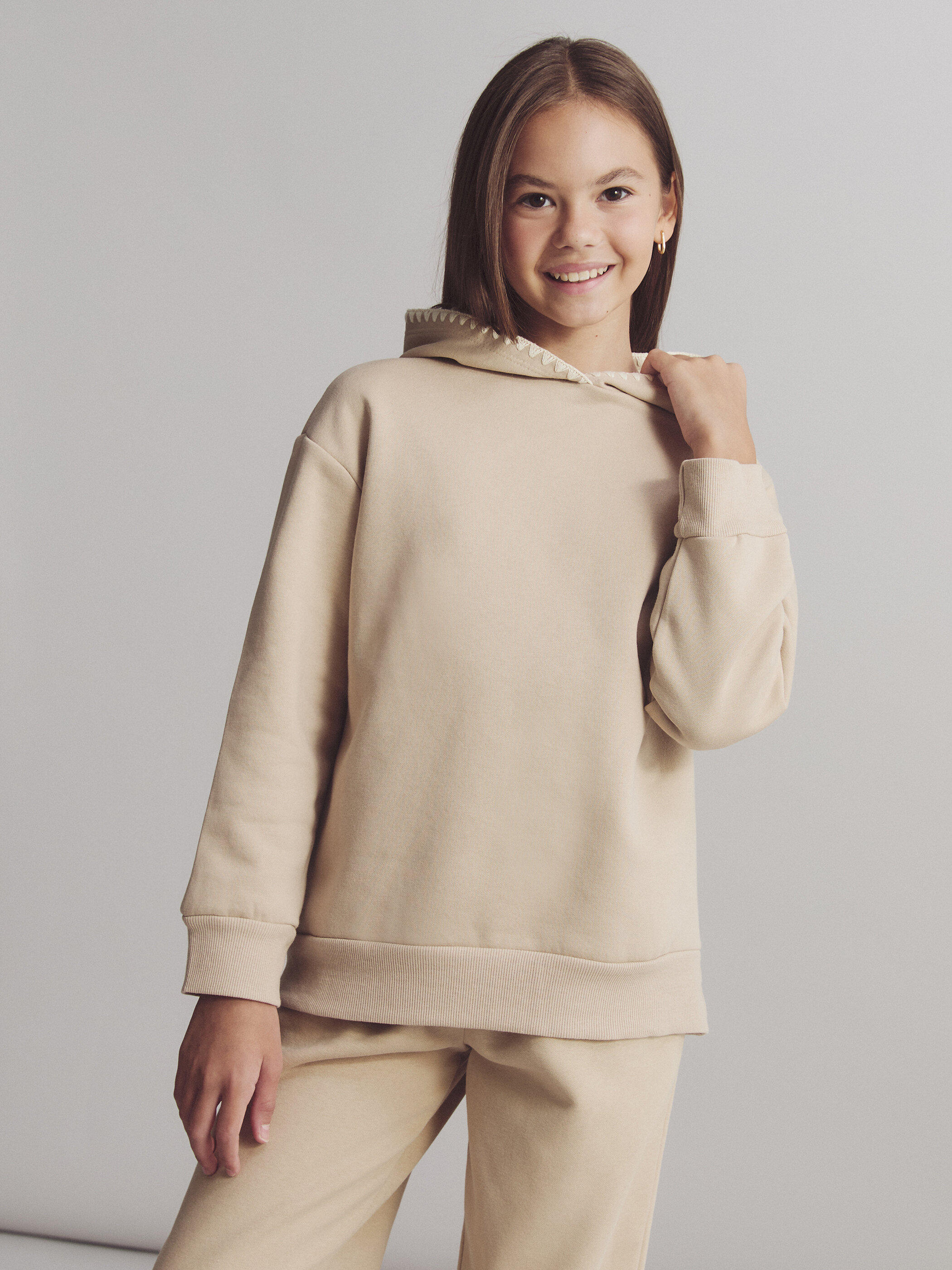 Trikotaj sweatshirt — bej