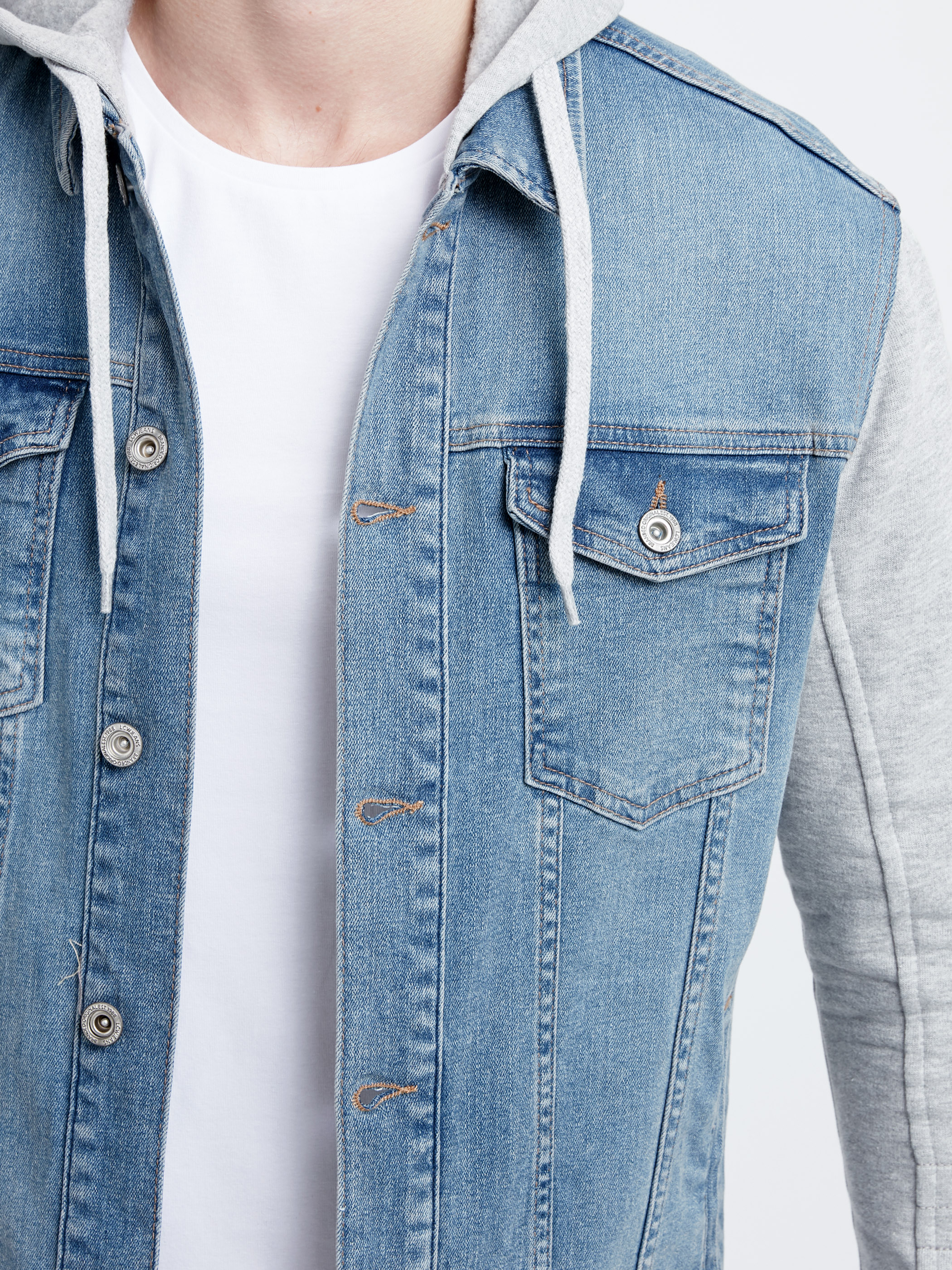 LCW Kapüşonlu Jean Mont. 4
