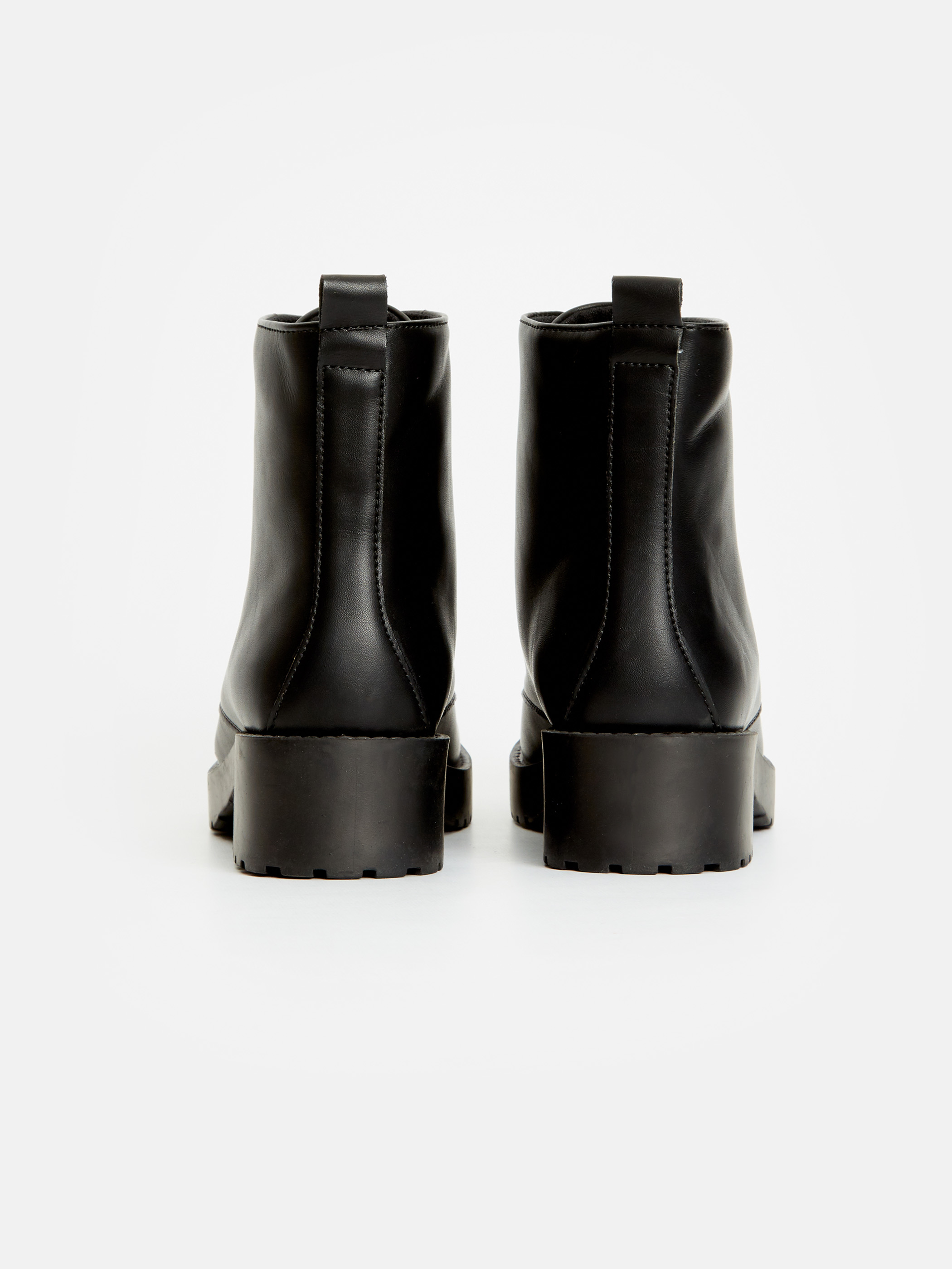 LCW Kadın Bağcıklı Postal Bot. 4